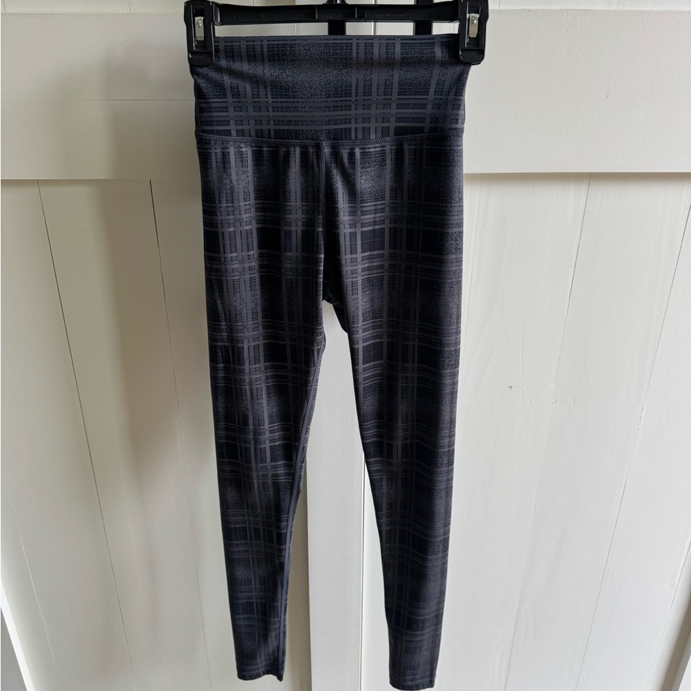 Glyder Leggings Black, grey and blue women's XS used in great condition!!